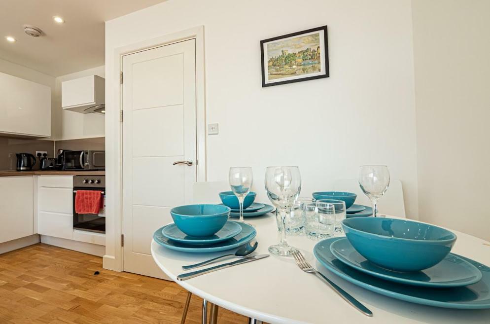 Easystay Slough Central Free Parking Экстерьер фото